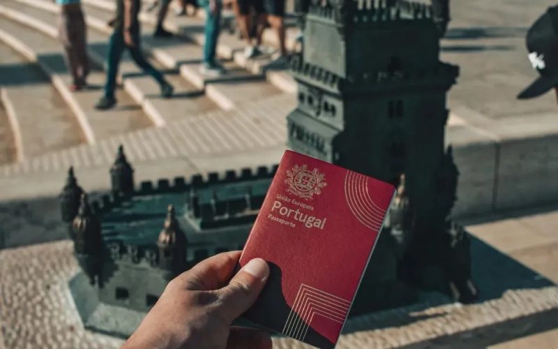Lisbon and Algarve Draw Relocating Families in 2026