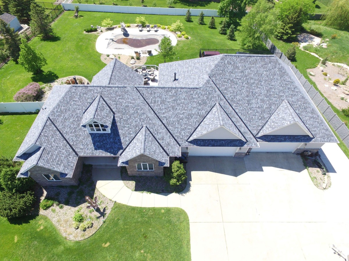 Exteriors Plus Earns 300 Five-Star Reviews as South Metro Roofing Leader